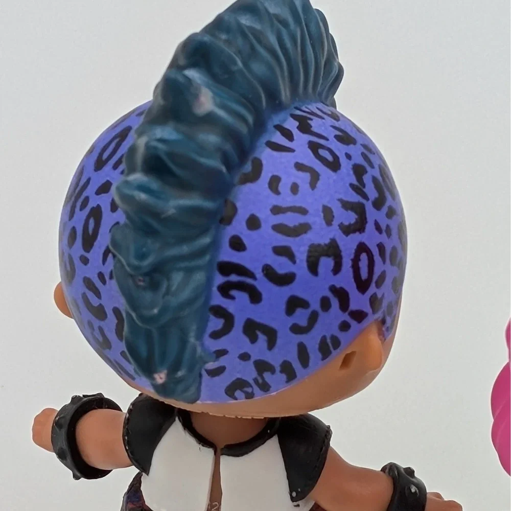 LOL Surprise Rocker Punk Boi Dolls Rock Club BFF Sweethearts Series 1-011 3-029